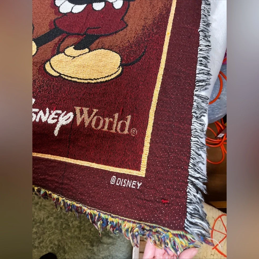 Walt Disney World Mickey Mouse Throw Blanket Tapestry Magic Kingdom Epcot 43x58